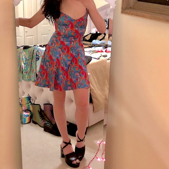 RARE DOLLSKILL x TRIPPY SATIN DRESS - Picture 5 of 10